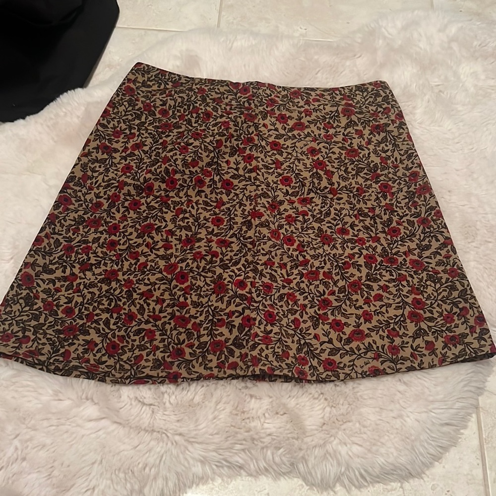 Floral trendy skirt